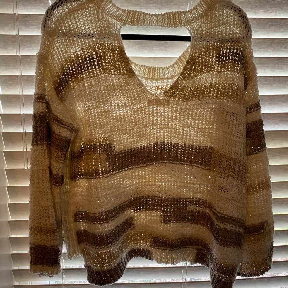 Spring Sweater - Picture 2 of 2